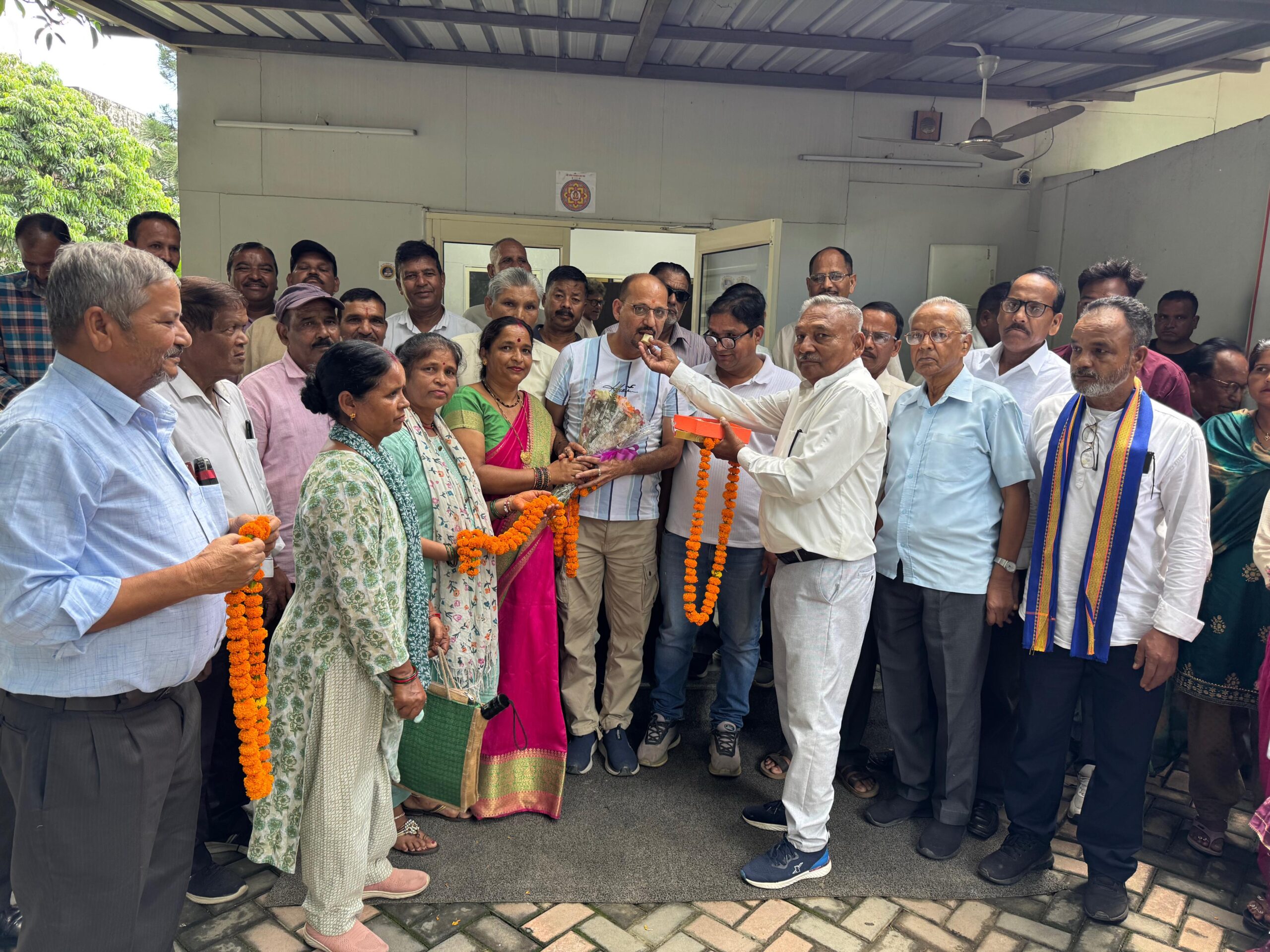 दमुवाढूंगा-जवाहर ज्योति में सर्वेक्षण एवं अभिलेख संक्रियाओं का शीघ्र निष्पक्ष व पारदर्शी  क्रियान्वयन हो: दीपक बल्यूटिया 